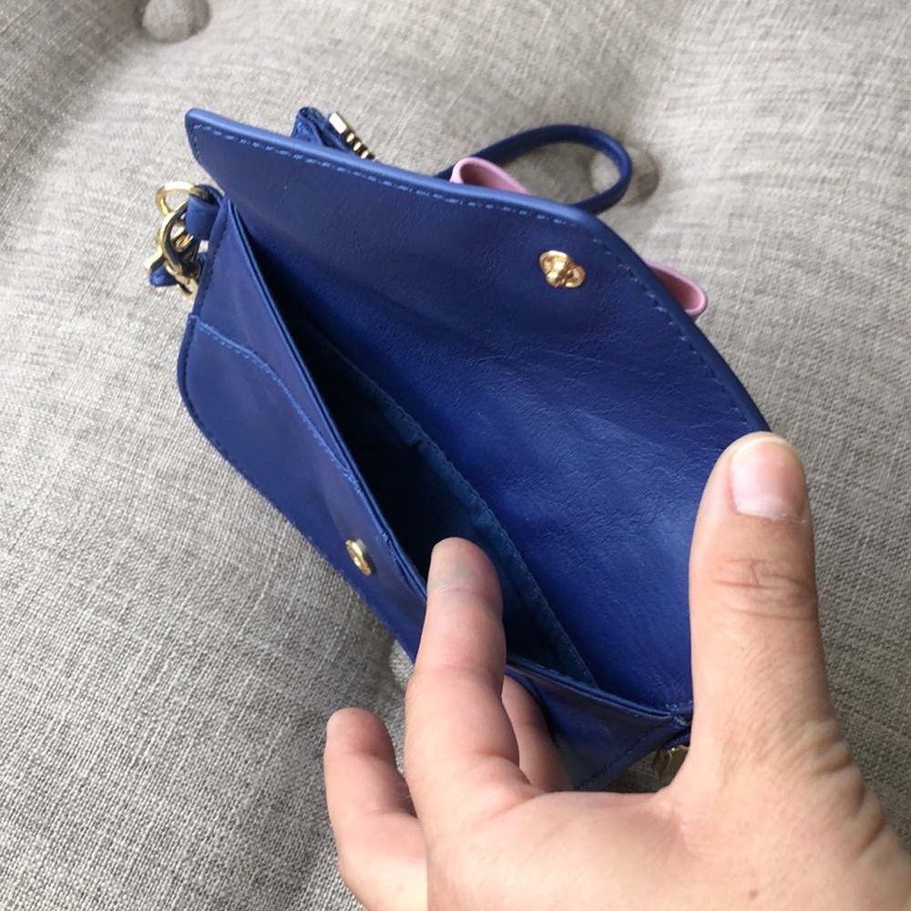 Vintage Tory Burch wristlet - Picture 3 of 4